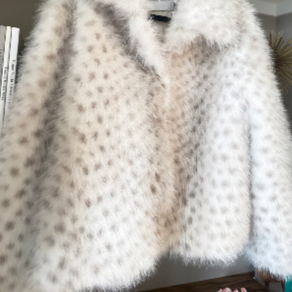 Rebecca Minkoff cropped a collar vegan Fur Jacket - Picture 8 of 8